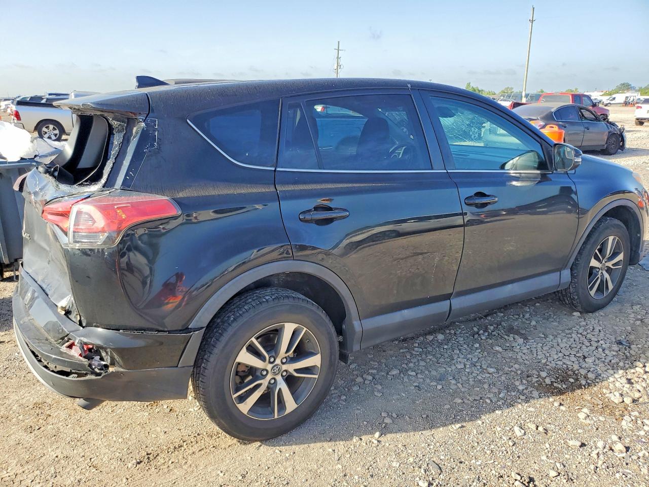 2018 TOYOTA RAV4 XLE — снимка 3