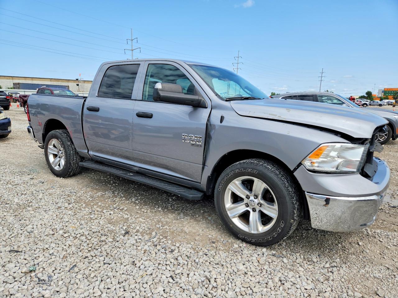 2022 RAM 1500 CLASSIC SLT — снимка 4