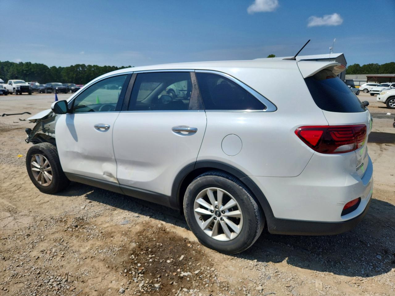 2019 KIA SORENTO LX V6 — снимка 2