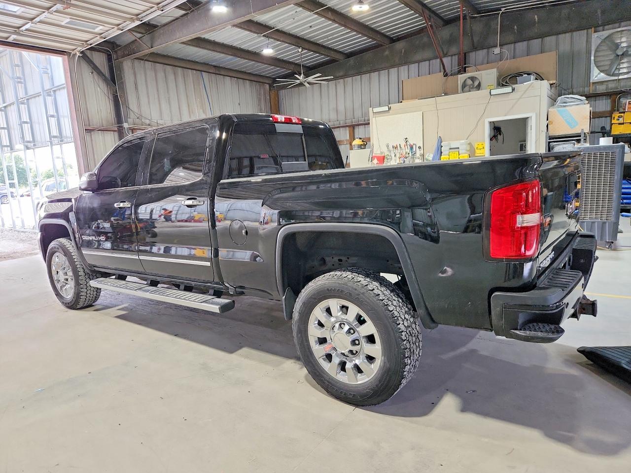 2016 GMC SIERRA K2500 DENALI — снимка 2
