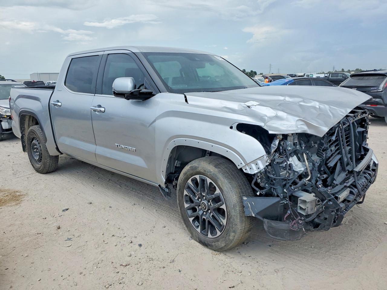 2024 TOYOTA TUNDRA CREWMAX LIMITED — снимка 4