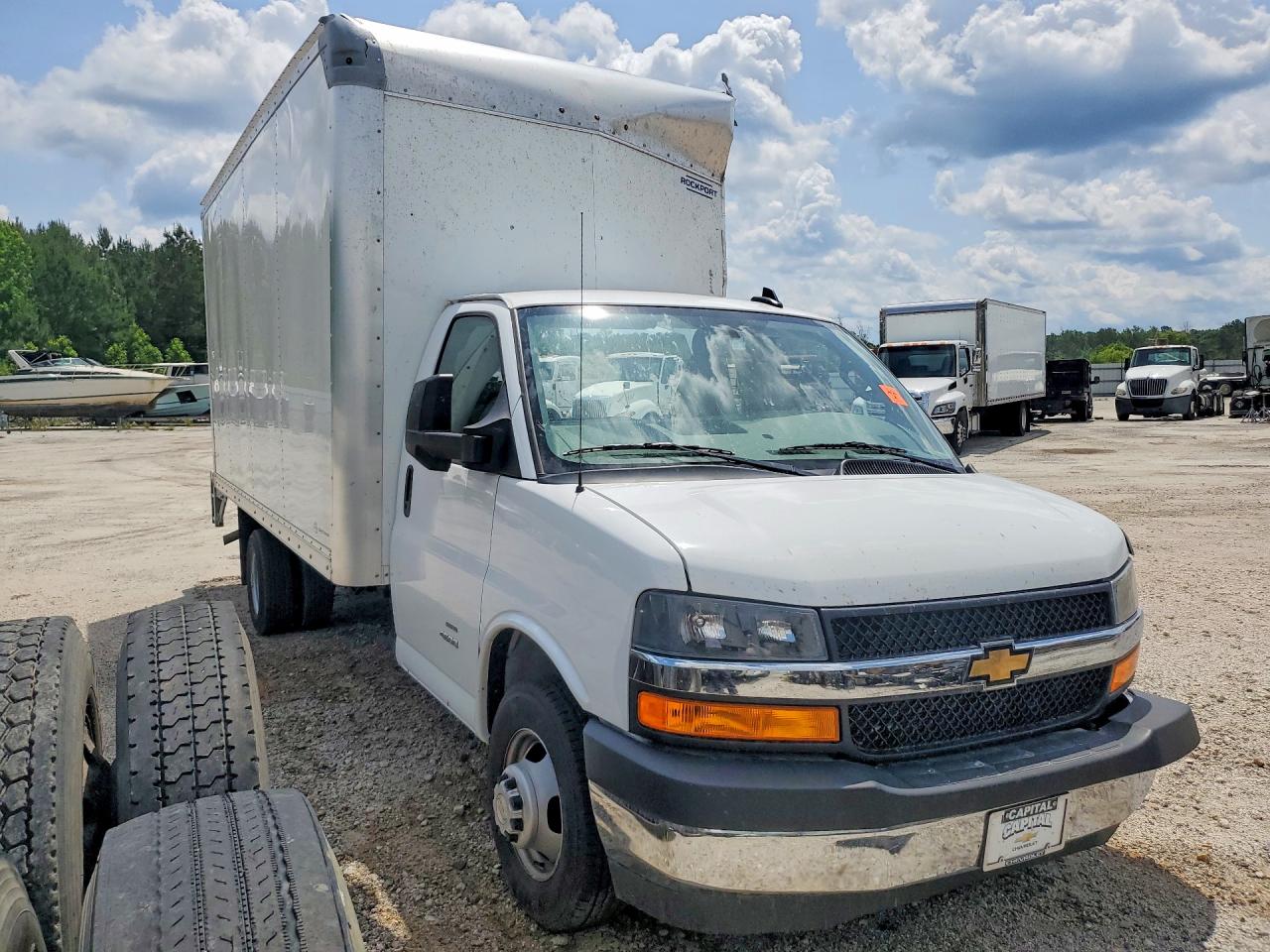 2025 CHEVROLET EXPRESS G4500 — снимка 4