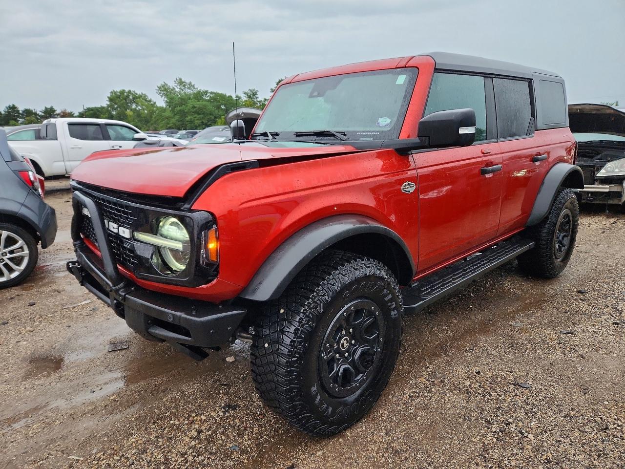 2023 FORD BRONCO BASE