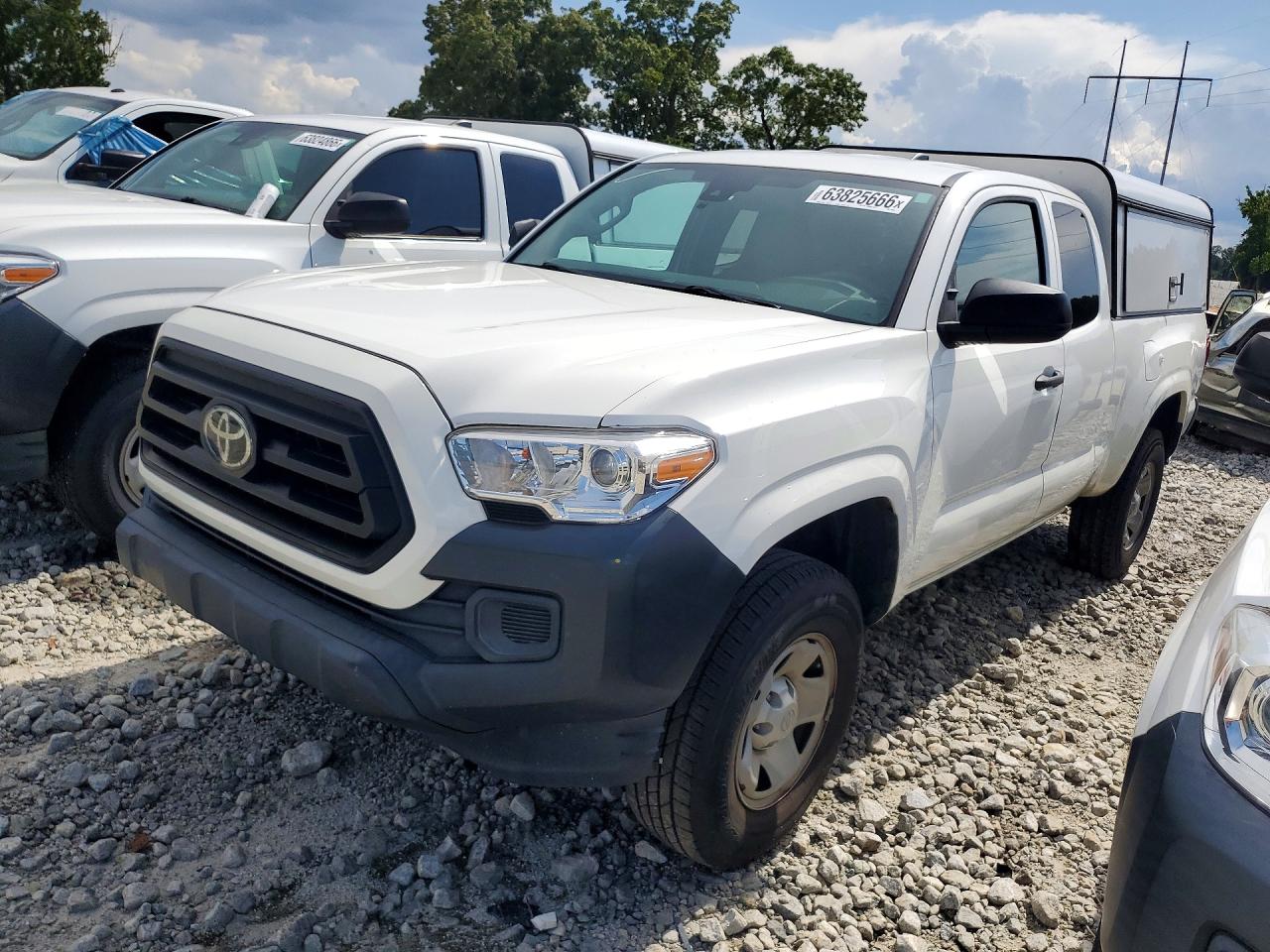 2020 TOYOTA TACOMA SR