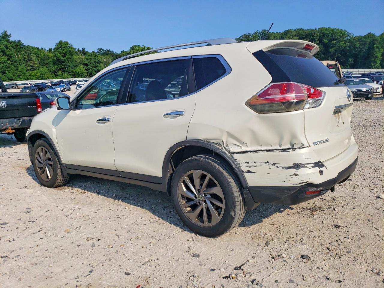 2016 NISSAN ROGUE SL — снимка 2