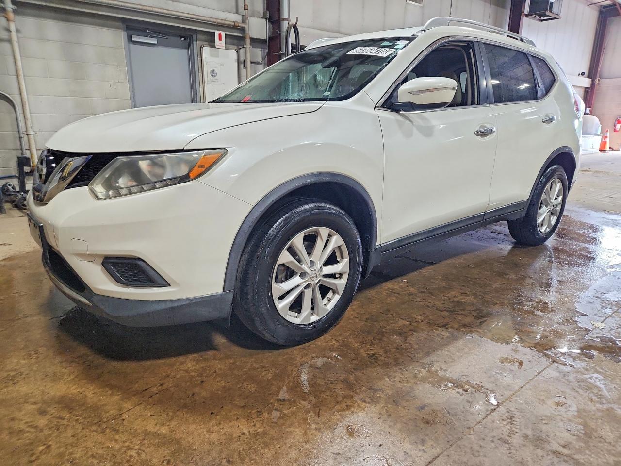 2015 NISSAN ROGUE SV
