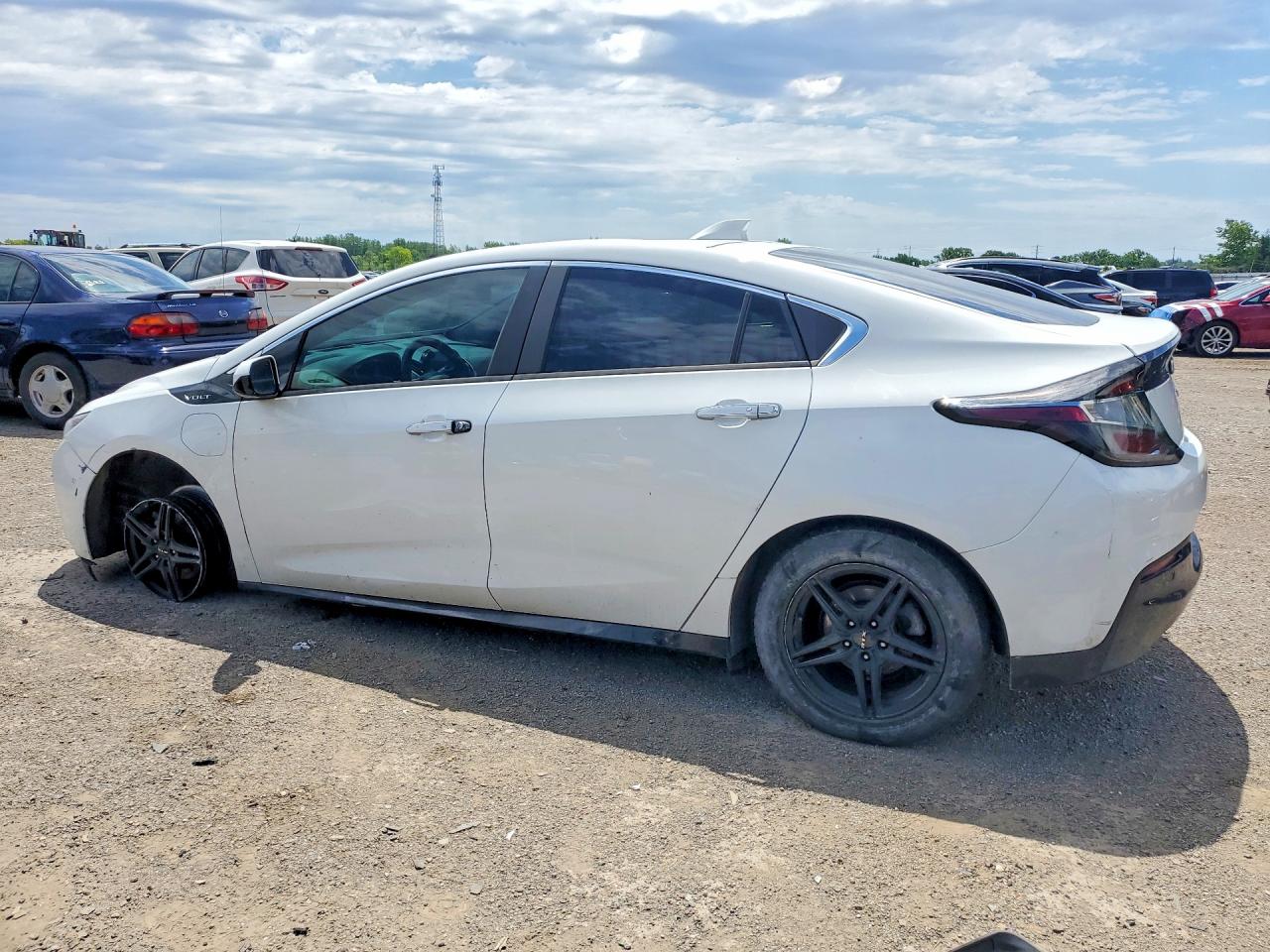 2017 CHEVROLET VOLT PREMIER — снимка 2
