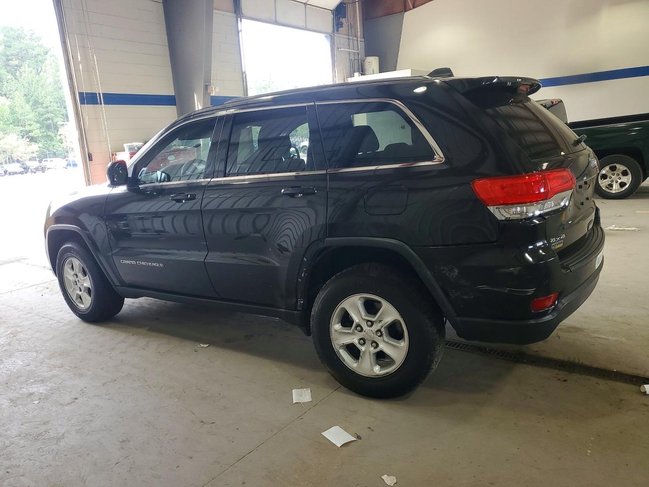 2015 JEEP GRAND CHEROKEE LAREDO — снимка 2