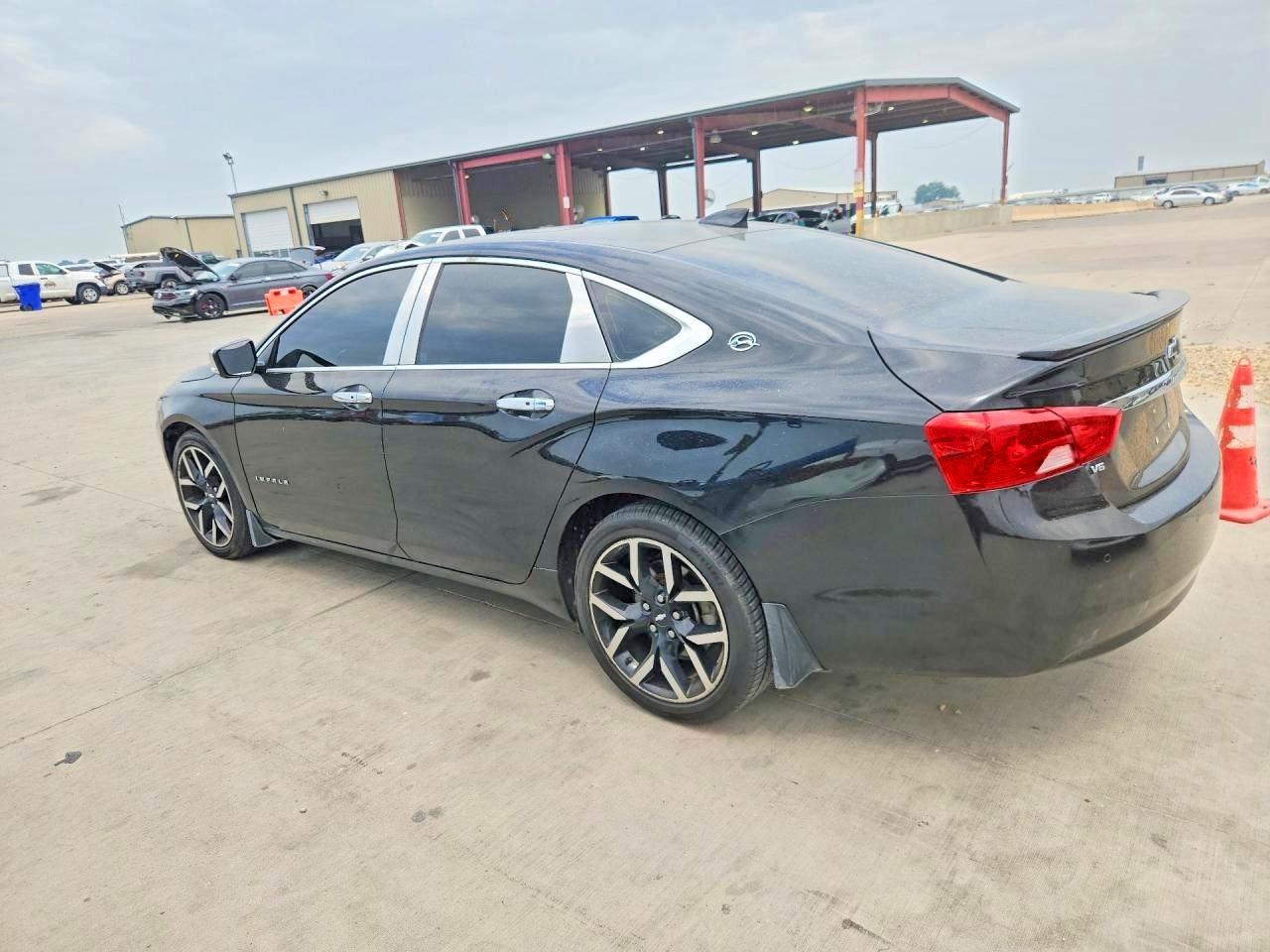 2017 CHEVROLET IMPALA LT — снимка 2