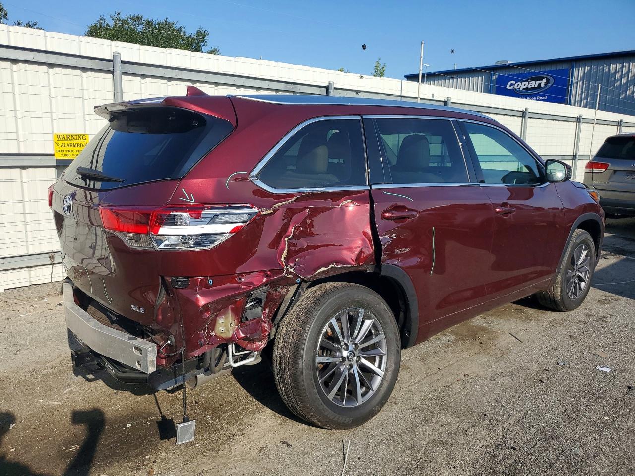 2017 TOYOTA HIGHLANDER XLE — снимка 3