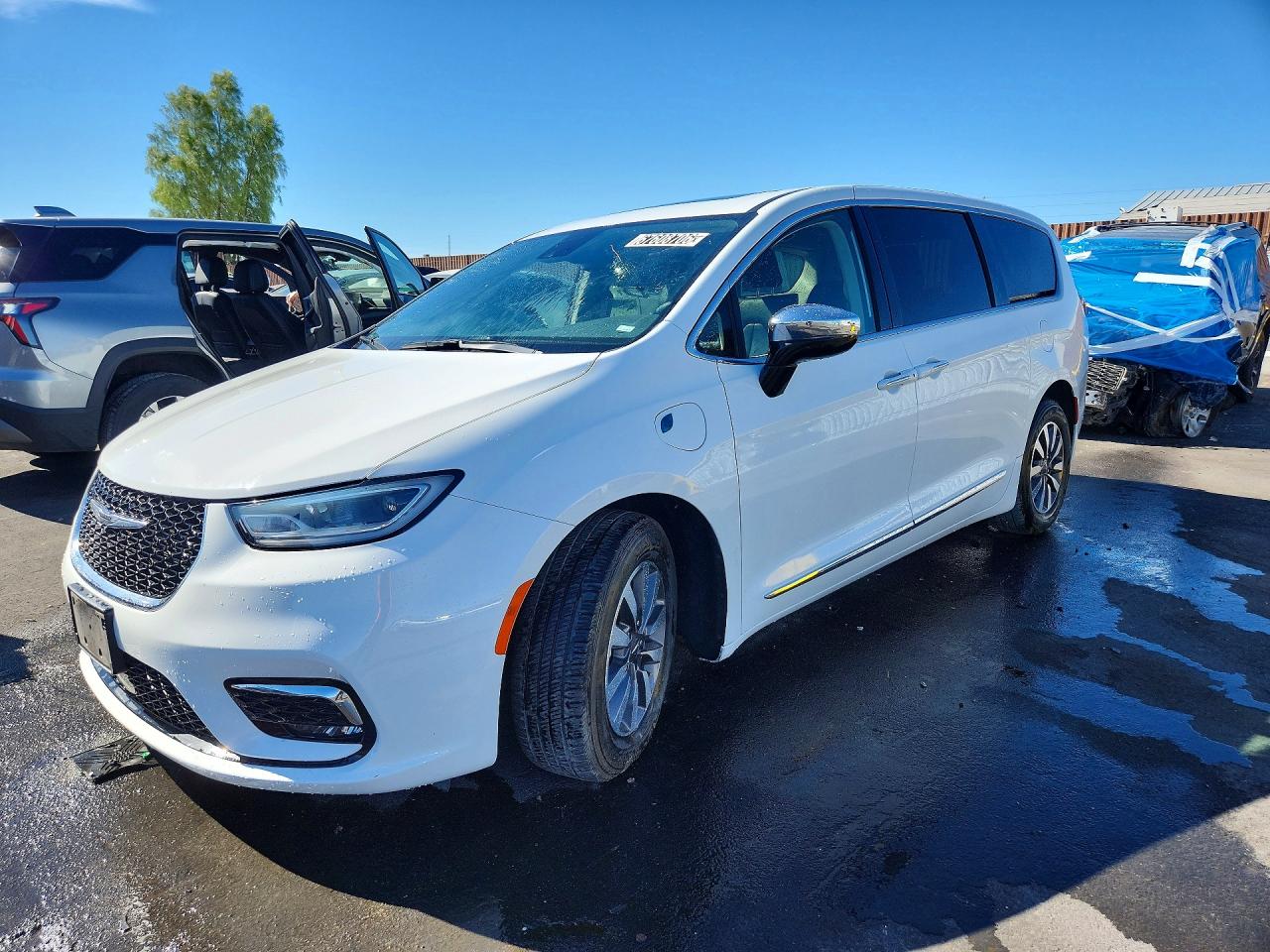 2023 CHRYSLER PACIFICA HYBRID LIMITED