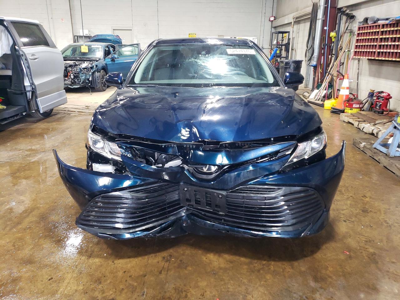 2019 TOYOTA CAMRY LE — снимка 5