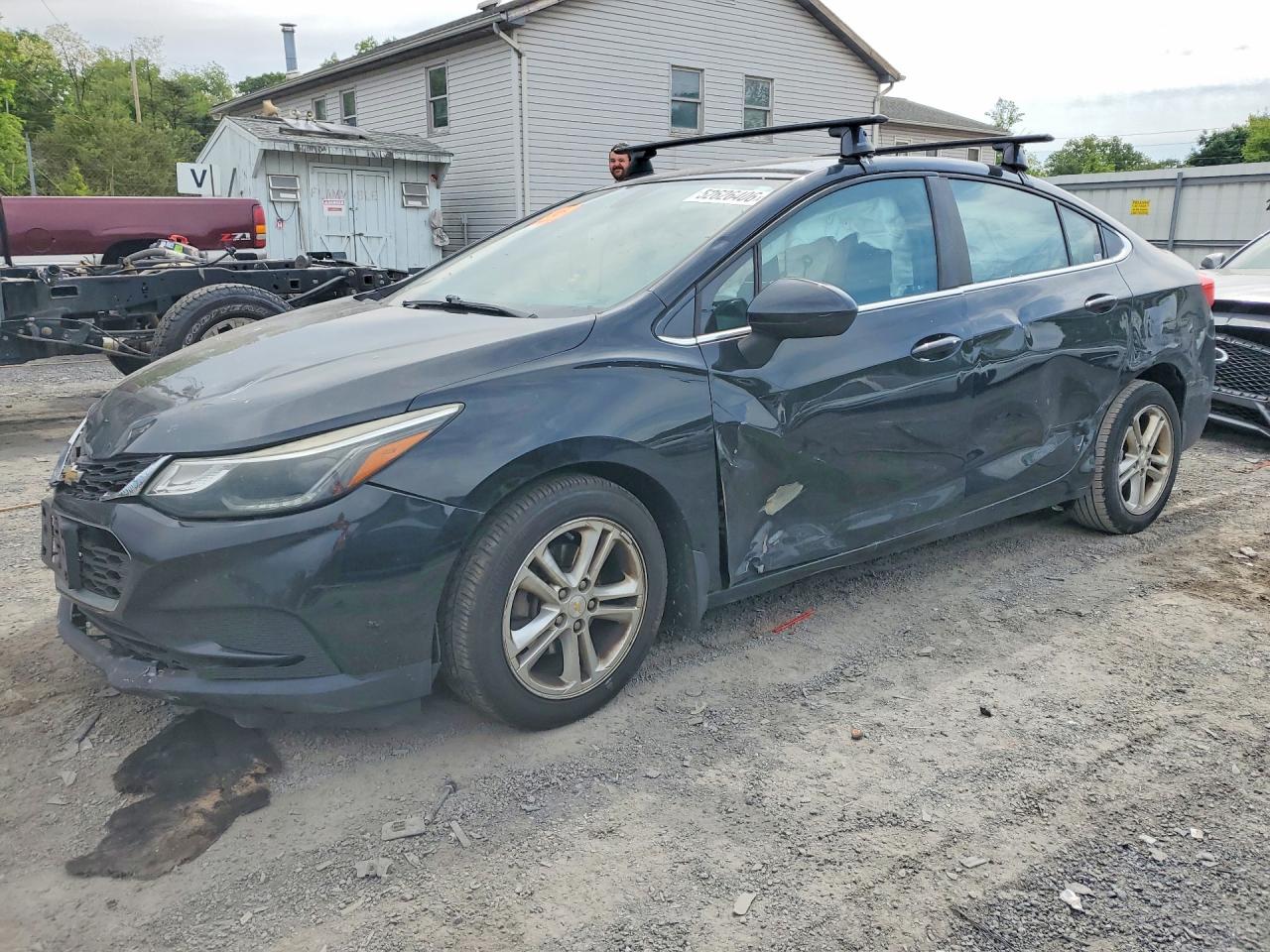 2017 CHEVROLET CRUZE