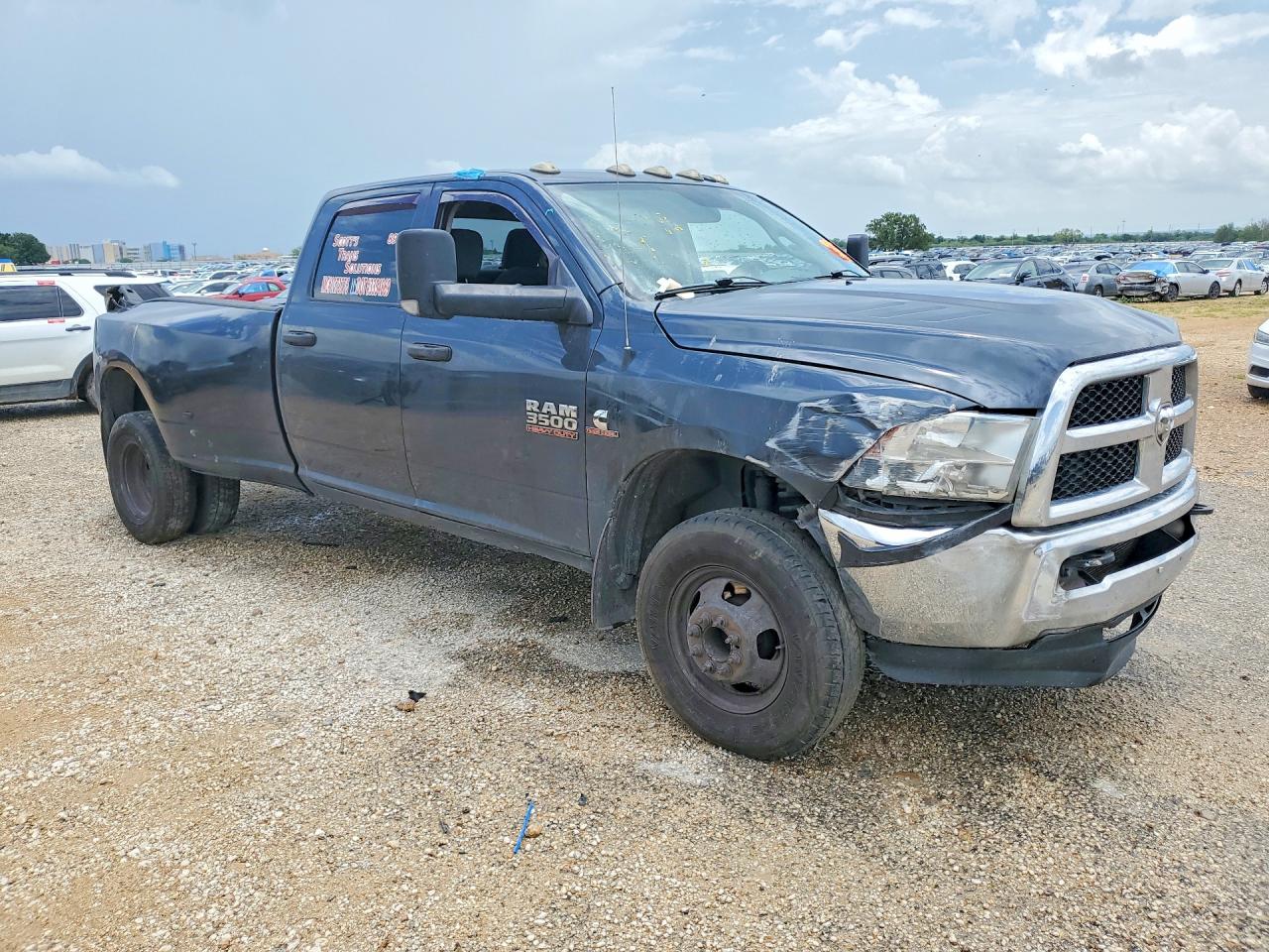 2017 RAM 3500 ST — снимка 4