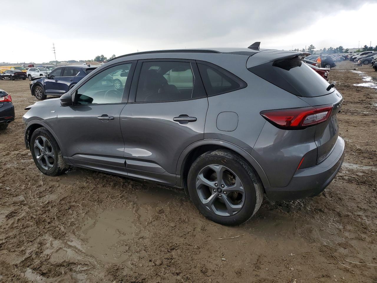 2023 FORD ESCAPE ST LINE — снимка 2
