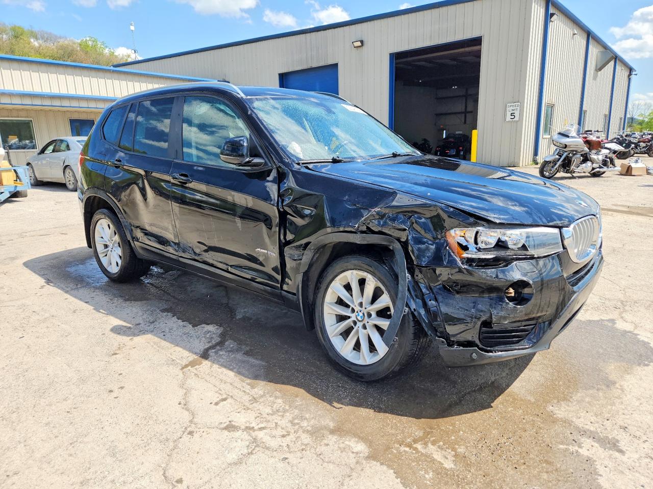 2017 BMW X3 XDRIVE28I — снимка 4