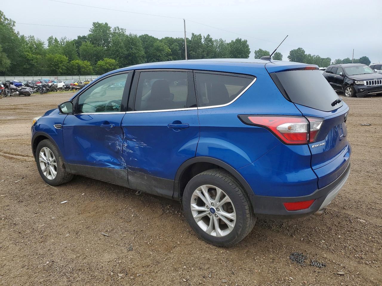 2017 FORD ESCAPE SE — снимка 2