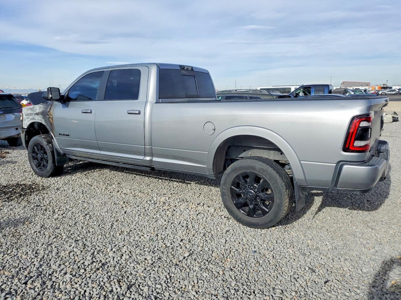2022 RAM 3500 LIMITED — снимка 2