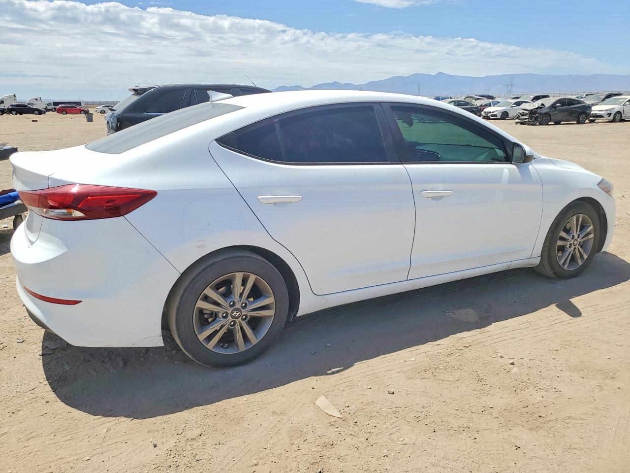 2018 HYUNDAI ELANTRA SEL — снимка 3