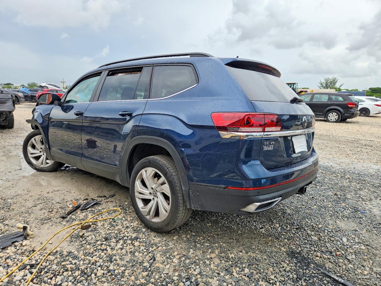 2023 VOLKSWAGEN ATLAS SE — снимка 2