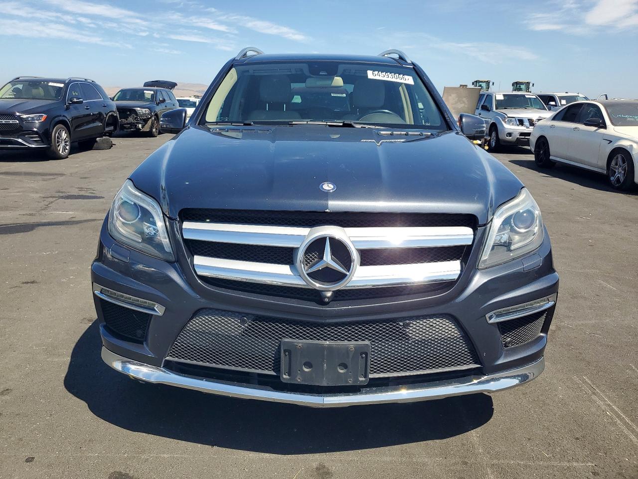 2013 MERCEDES-BENZ GL 550 4MATIC — снимка 5