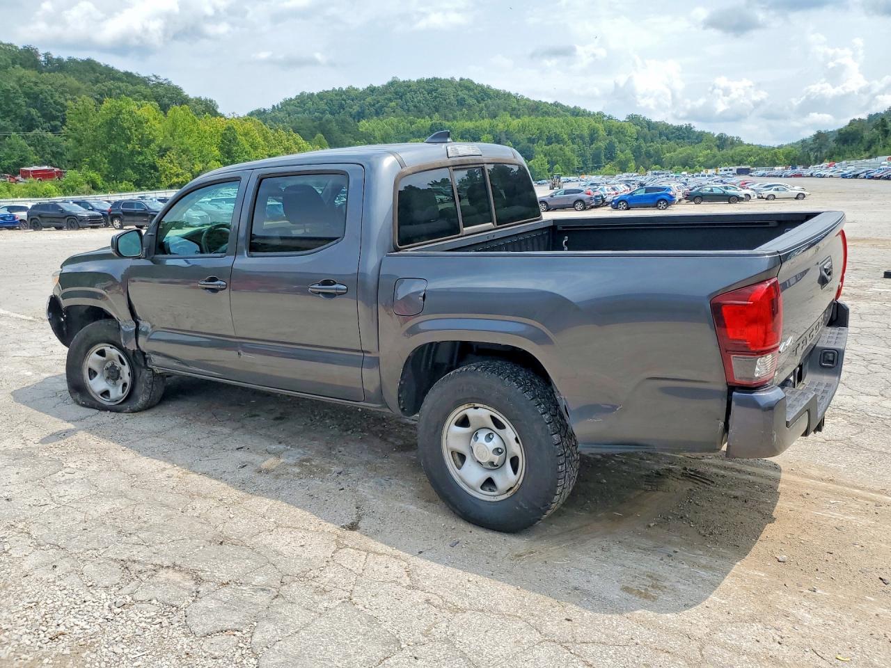 2020 TOYOTA TACOMA SR V6 — снимка 2