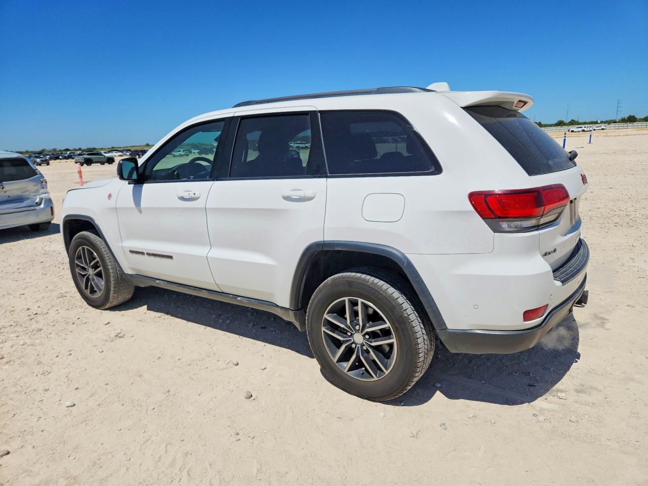 2017 JEEP GRAND CHEROKEE TRAILHAWK — снимка 2
