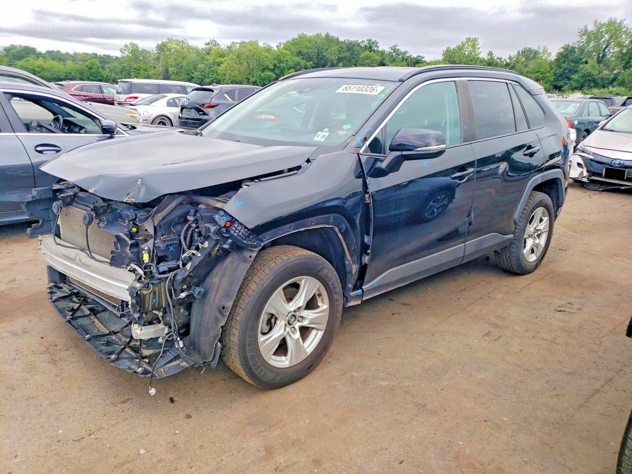 2020 TOYOTA RAV4 XLE