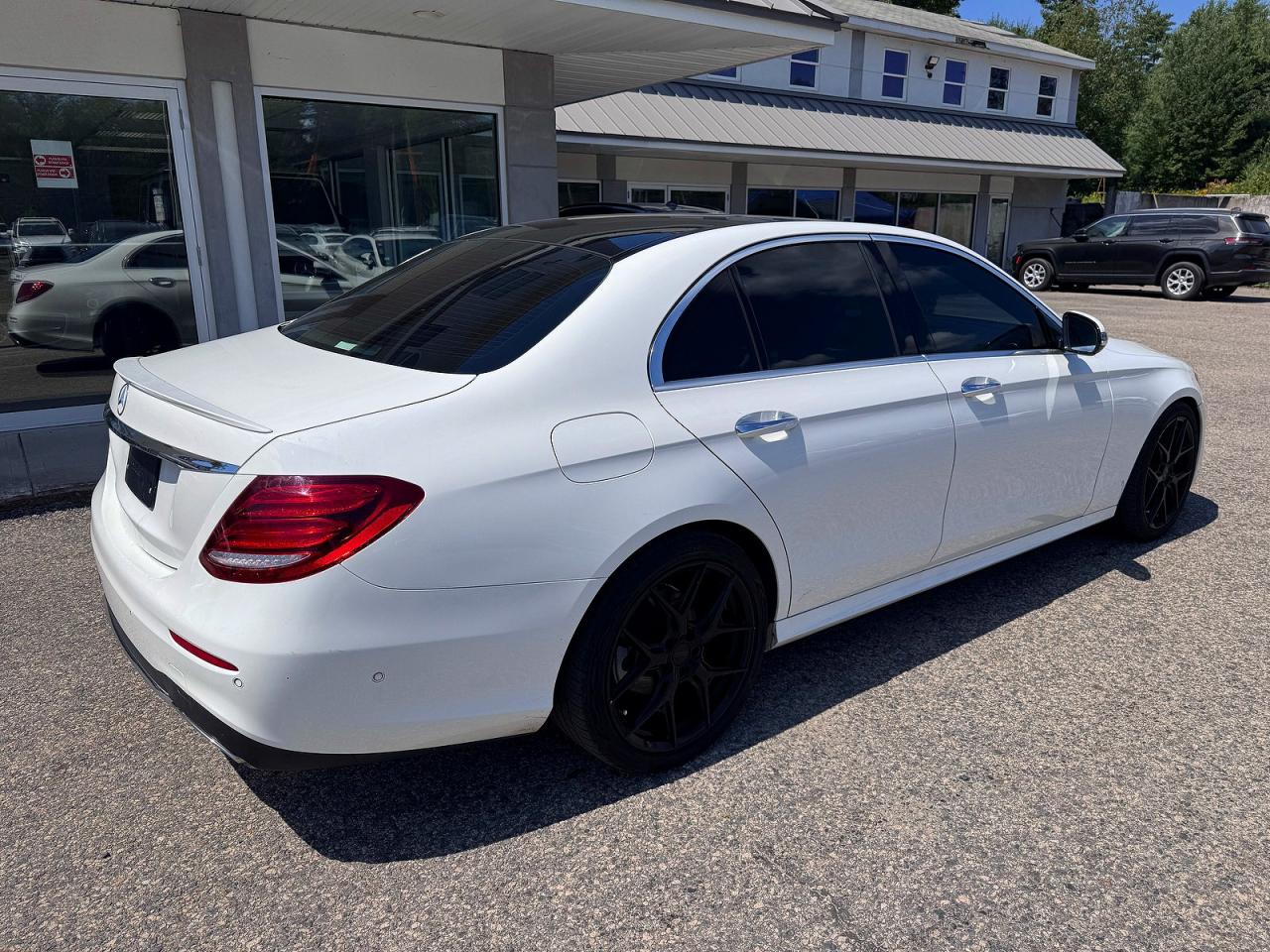 2017 MERCEDES-BENZ E 300 — снимка 4