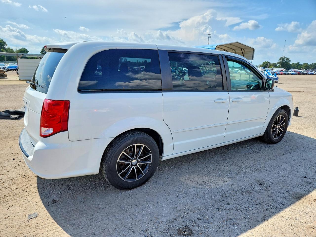 2015 DODGE GRAND CARAVAN — снимка 3