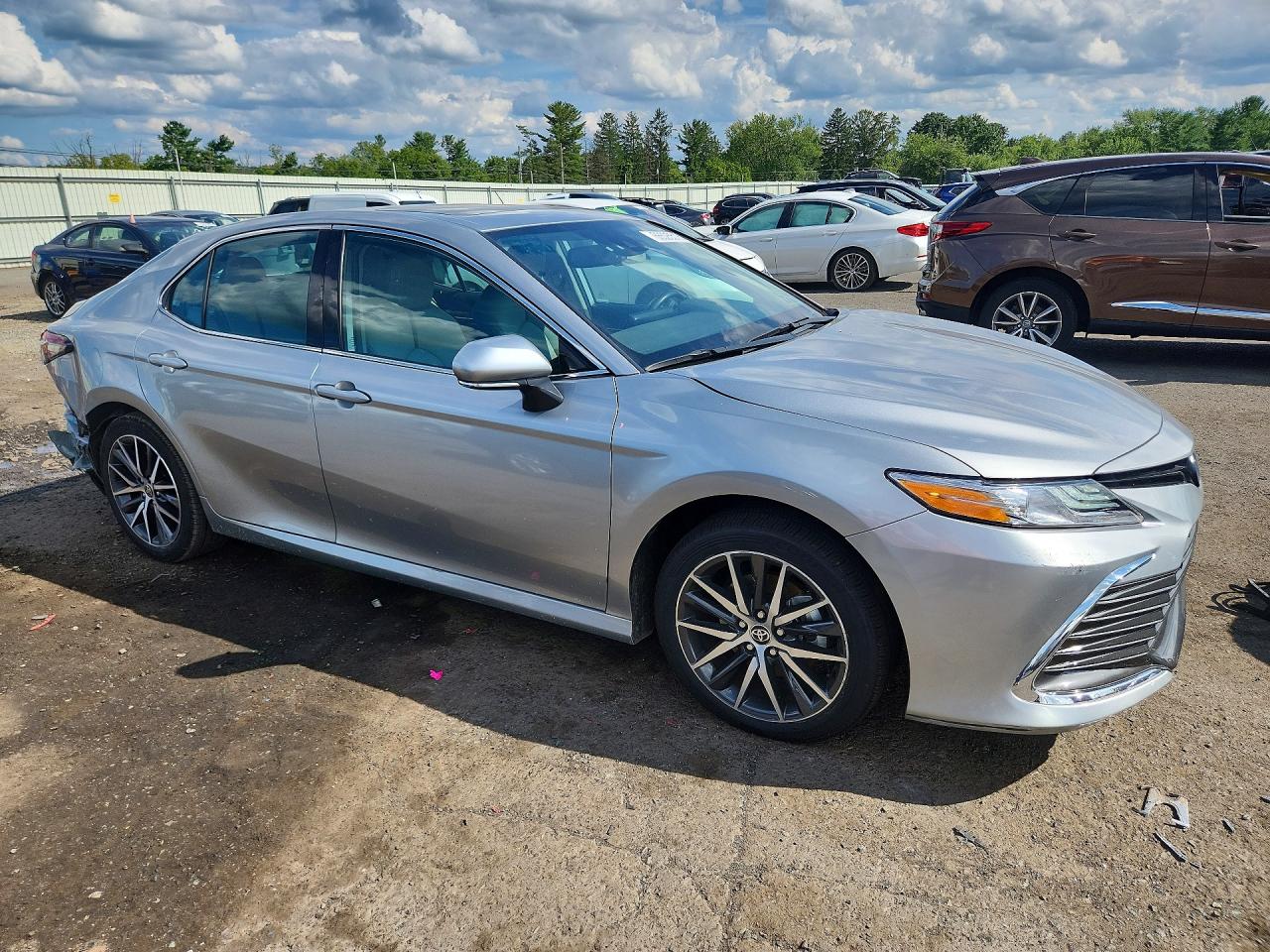 2023 TOYOTA CAMRY XLE — снимка 4
