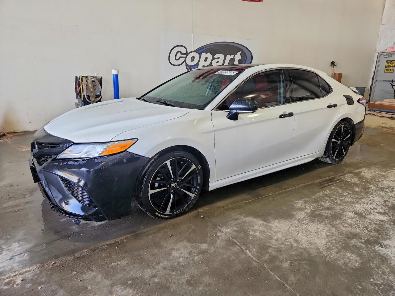 2020 TOYOTA CAMRY XSE