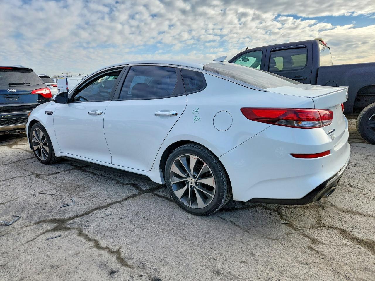 2019 KIA OPTIMA S — снимка 2
