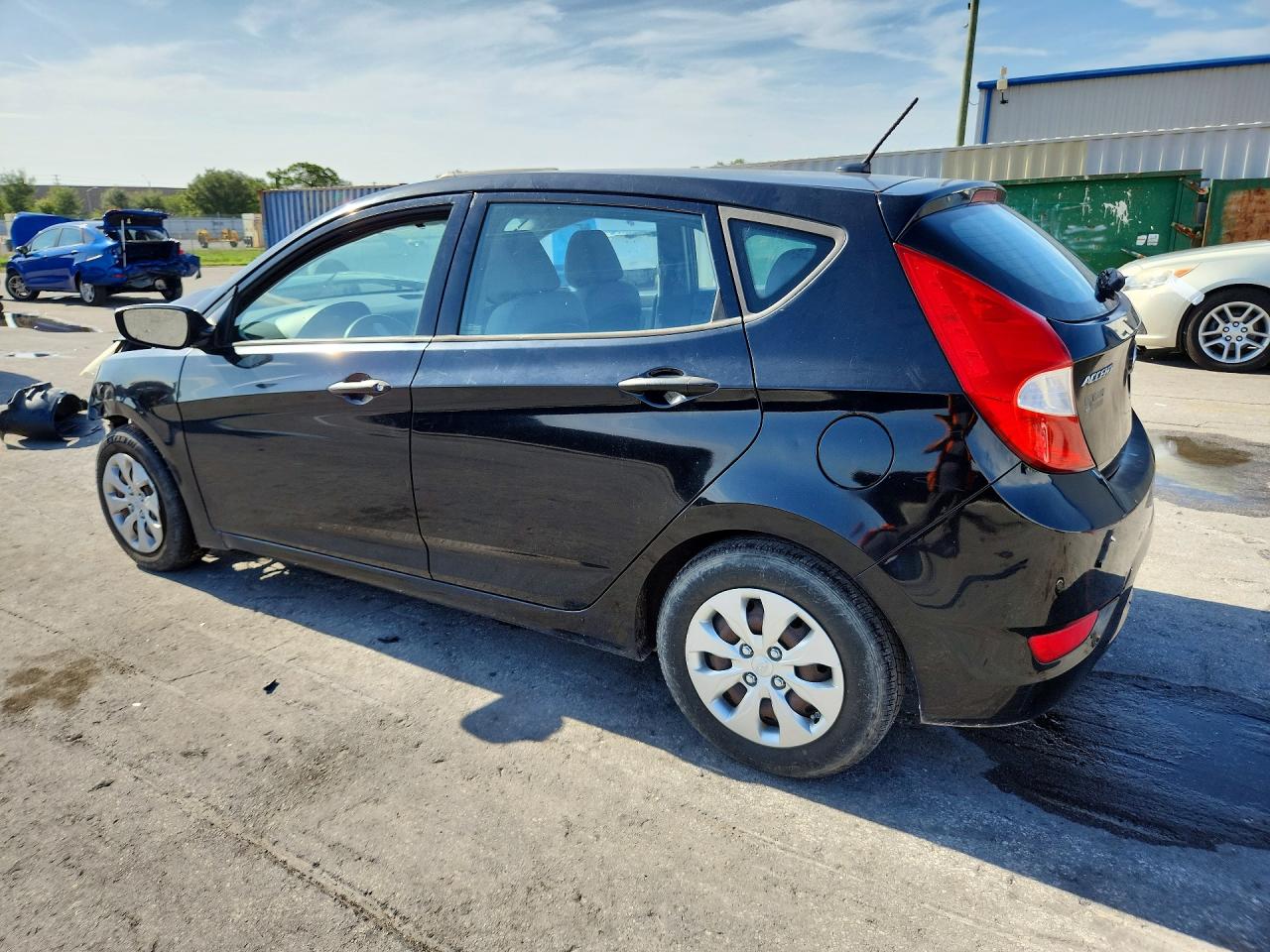 2017 HYUNDAI ACCENT SE — снимка 2