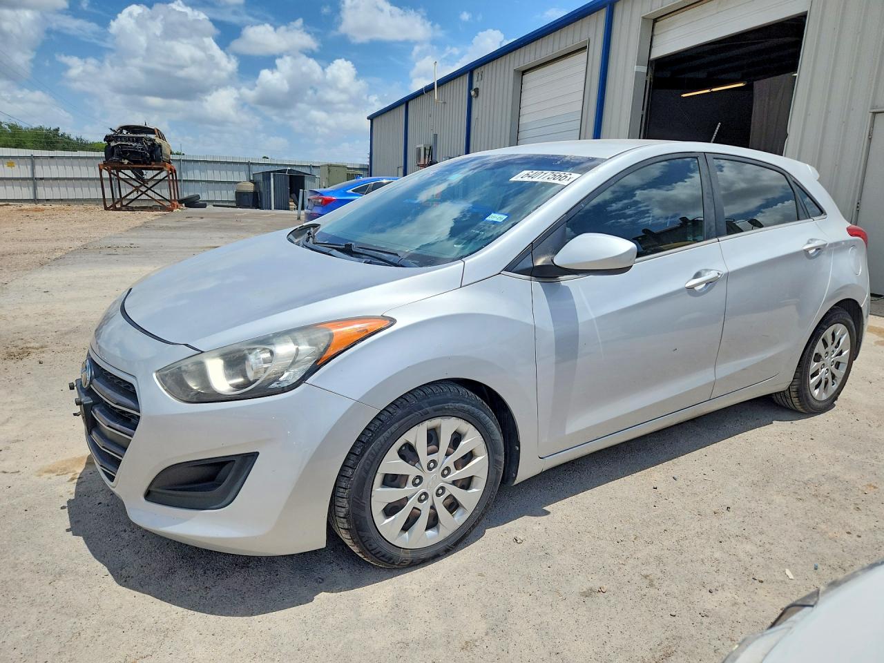 2017 HYUNDAI ELANTRA GT BASE