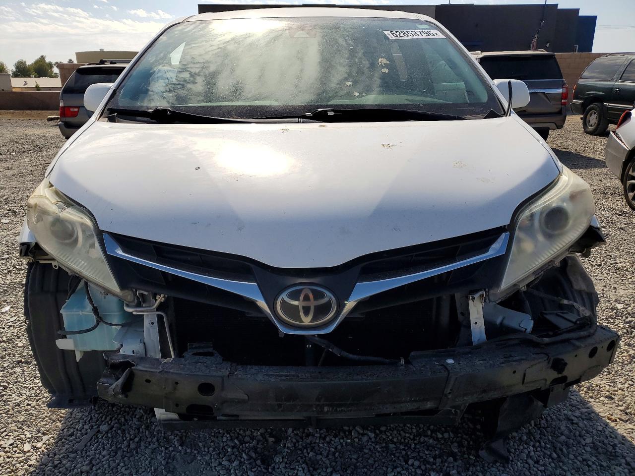 2018 TOYOTA SIENNA LE — снимка 5
