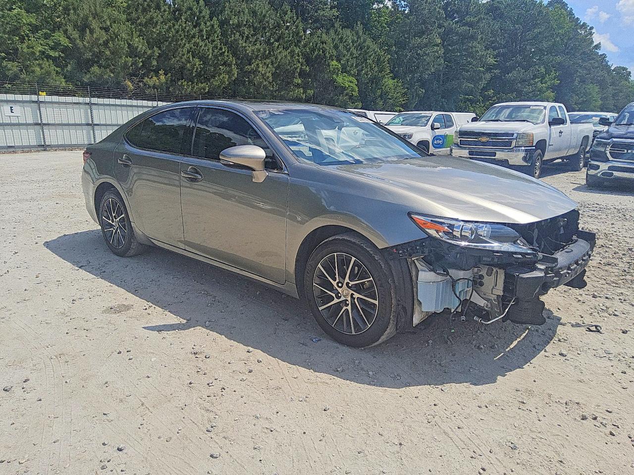 2017 LEXUS ES 350 — снимка 4