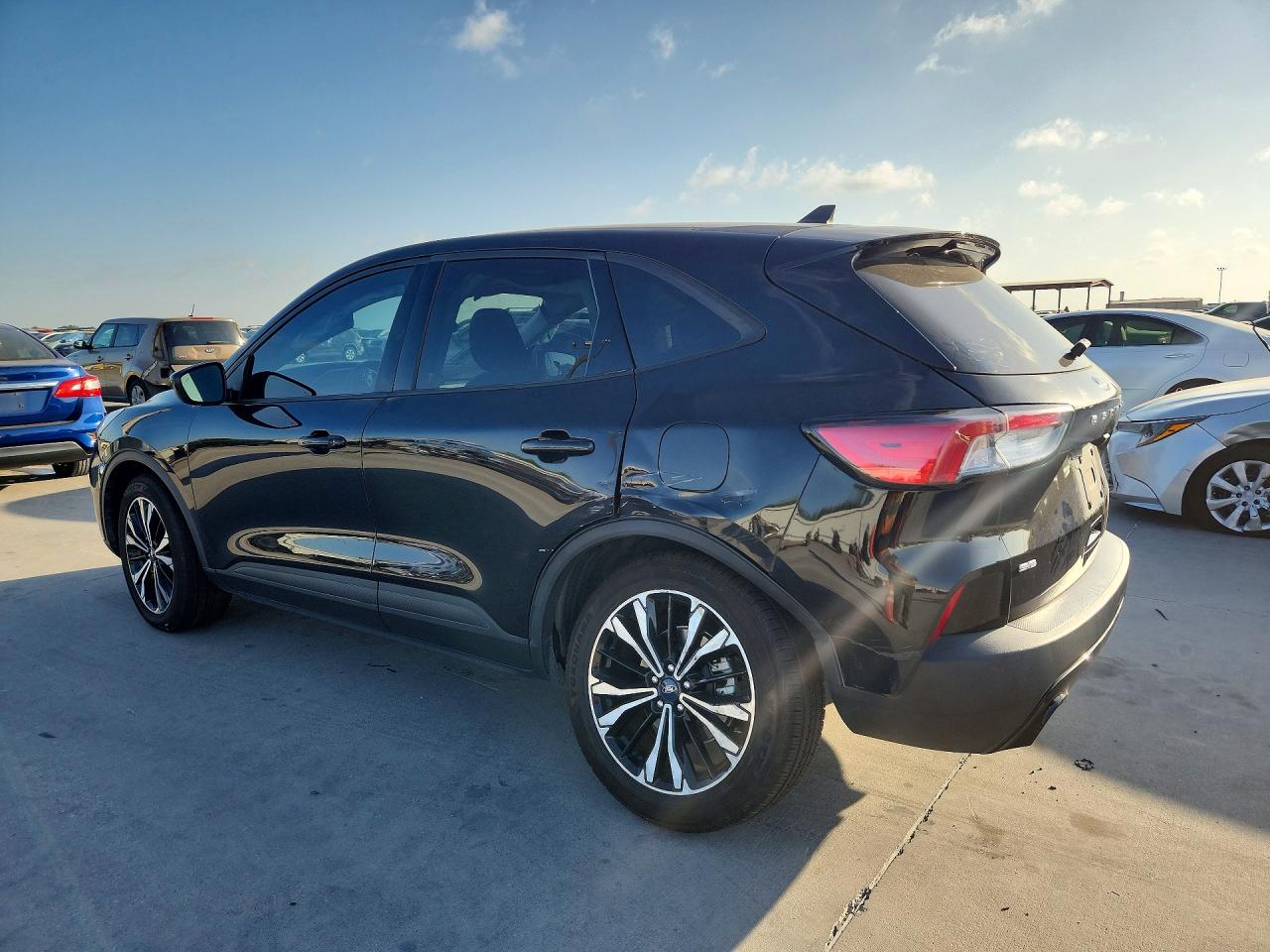 2021 FORD ESCAPE SE — снимка 2