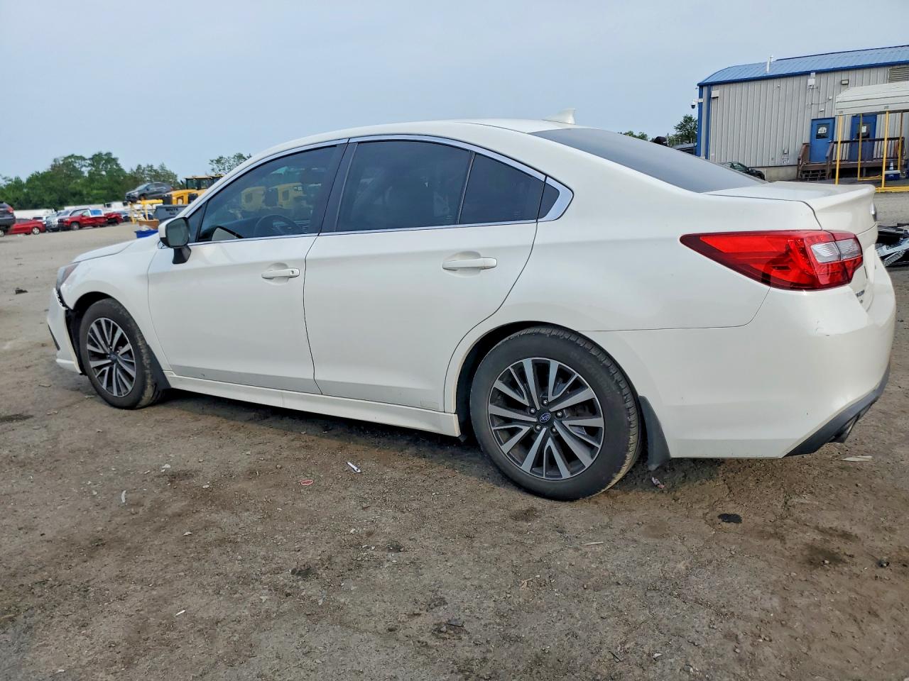 2018 SUBARU LEGACY 2.5I PREMIUM — снимка 2