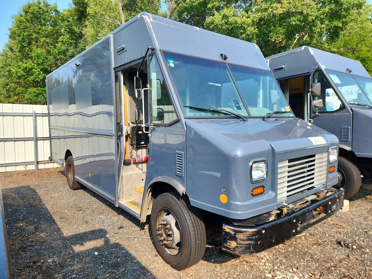 2021 FORD F59 — снимка 4