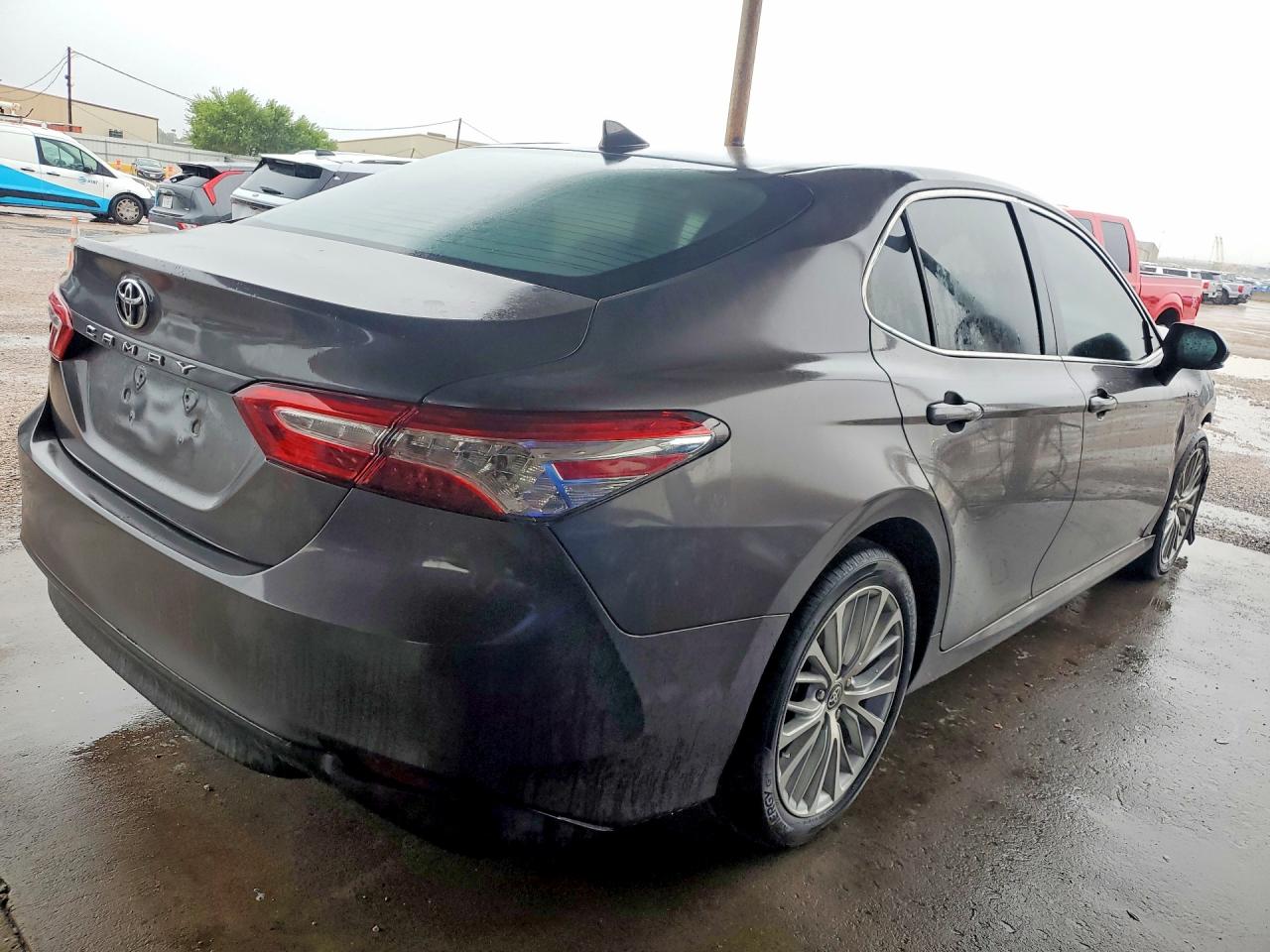 2020 TOYOTA CAMRY XLE — снимка 3