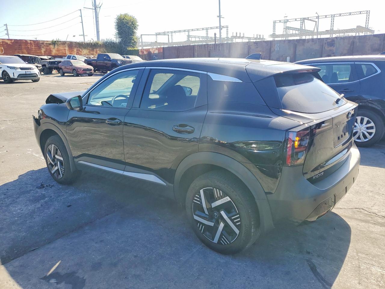 2025 NISSAN KICKS SV — снимка 2