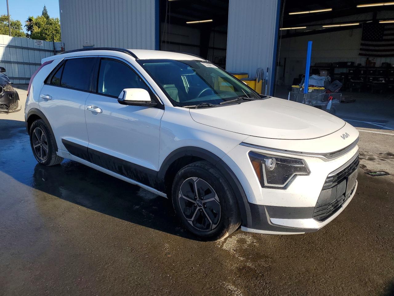 2023 KIA NIRO EX — снимка 4