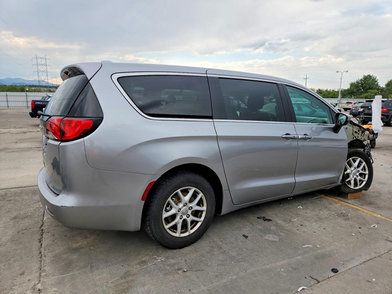 2017 CHRYSLER PACIFICA TOURING — снимка 3