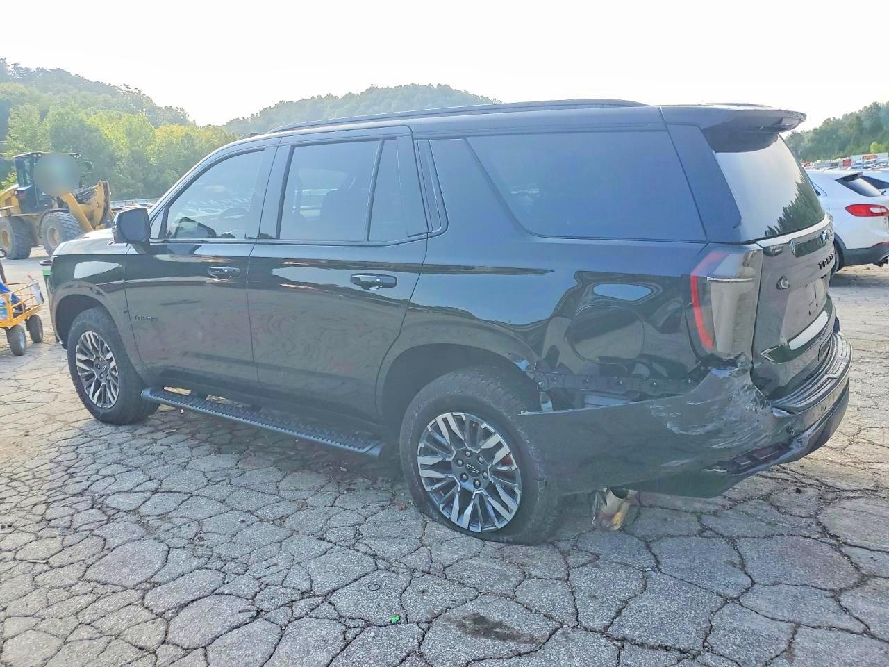 2025 CHEVROLET TAHOE K1500 Z71 — снимка 2