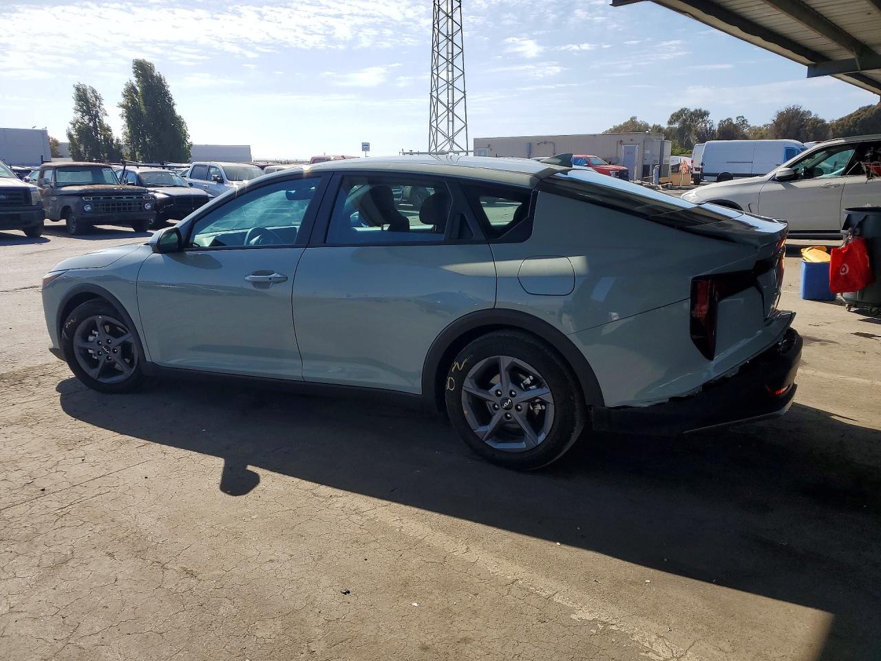 2026 KIA K4 LXS — снимка 2