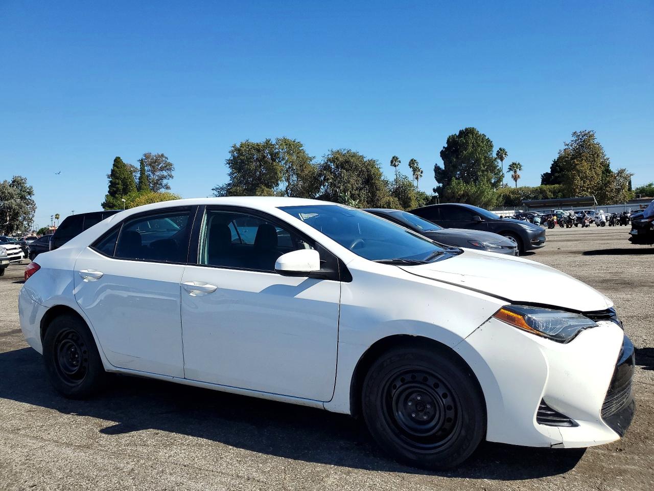 2018 TOYOTA COROLLA LE — снимка 4