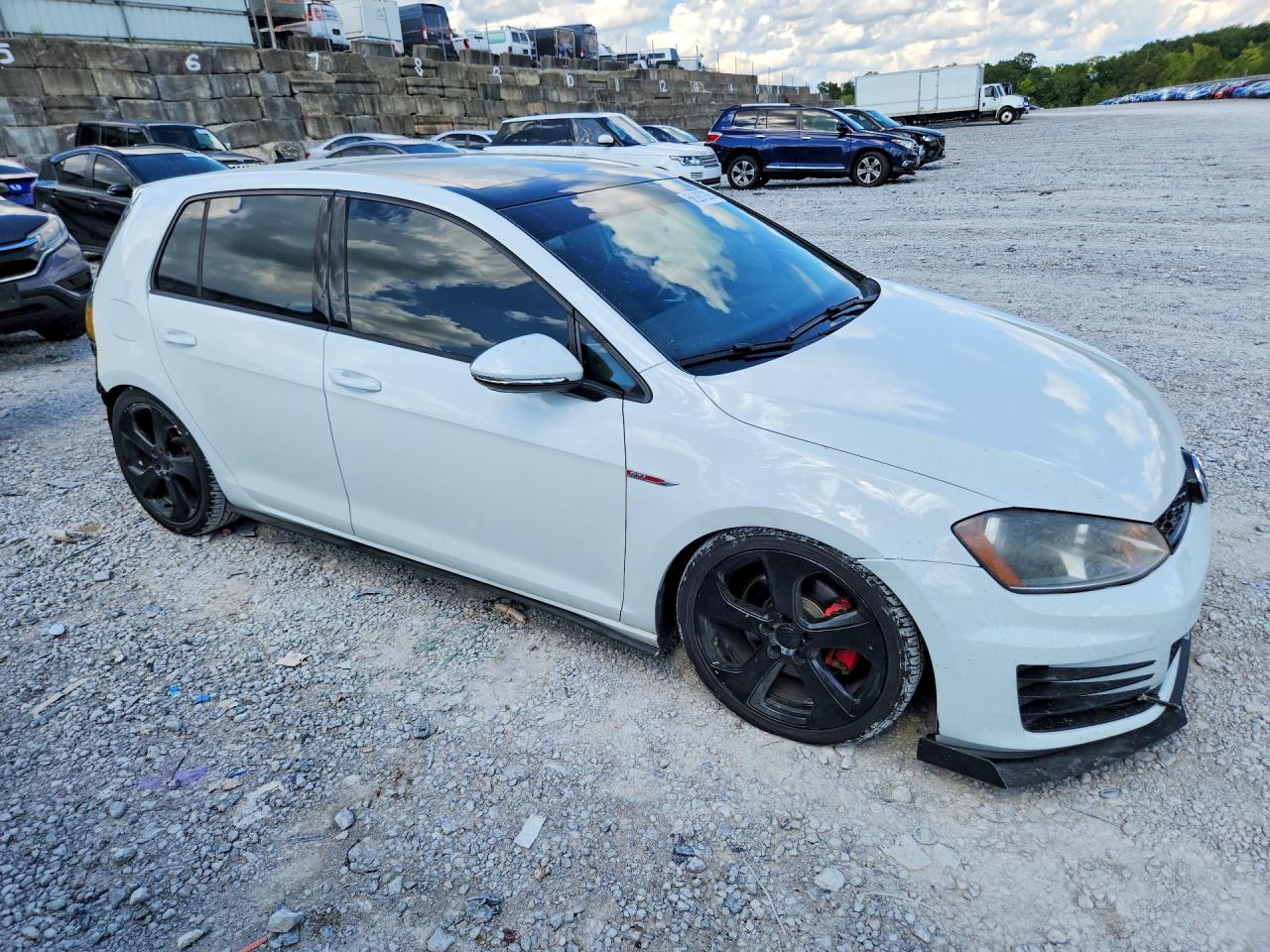 2015 VOLKSWAGEN GTI — снимка 4