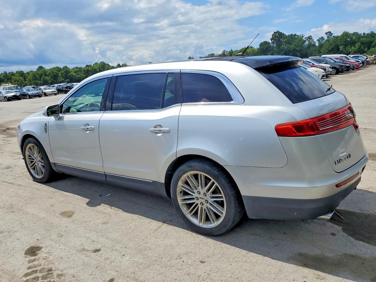 2013 LINCOLN MKT — снимка 2