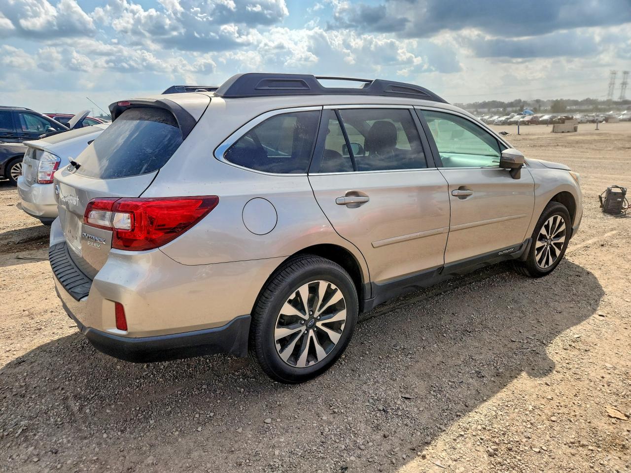 2015 SUBARU OUTBACK 2.5I LIMITED — снимка 3